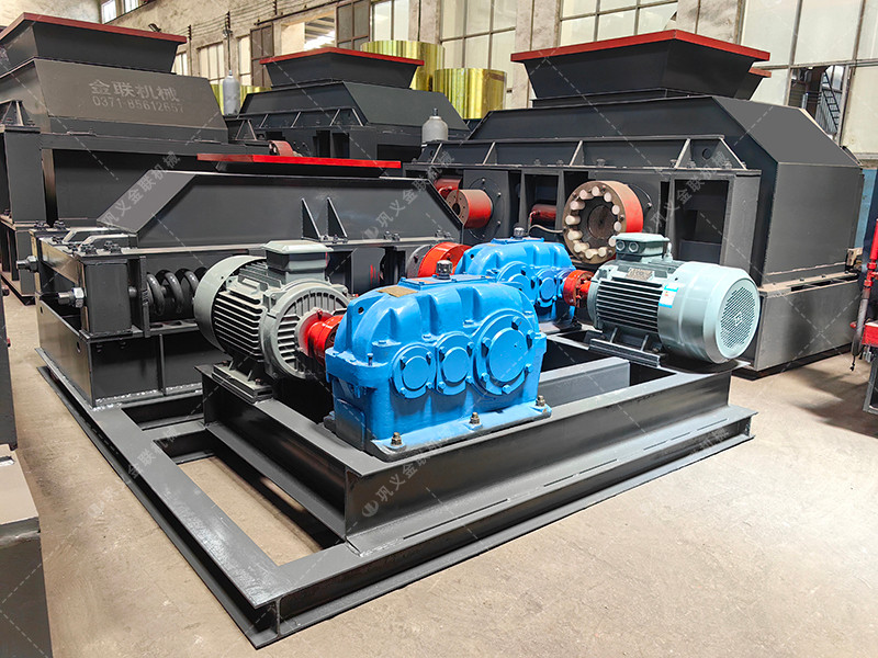 750X500對(duì)輥破碎機(jī)發(fā)貨圖片